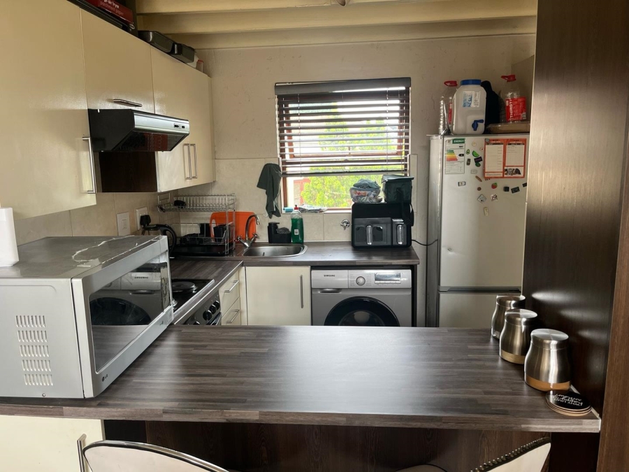 To Let 1 Bedroom Property for Rent in Lonehill Gauteng