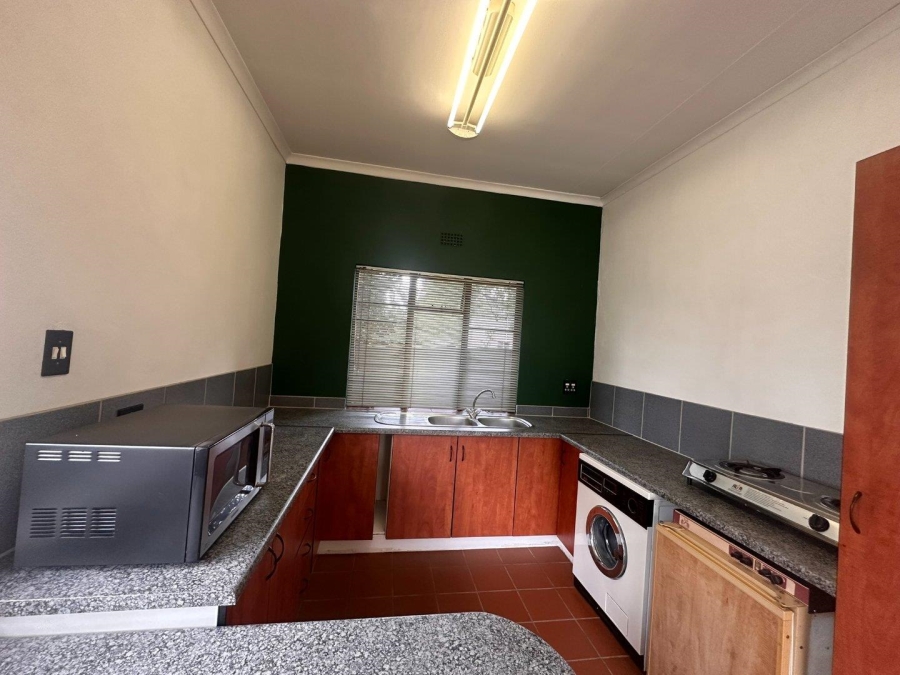To Let 1 Bedroom Property for Rent in Horison Gauteng