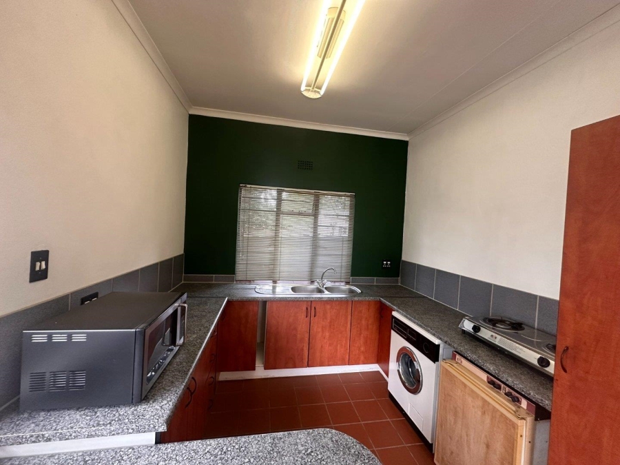 To Let 1 Bedroom Property for Rent in Horison Gauteng