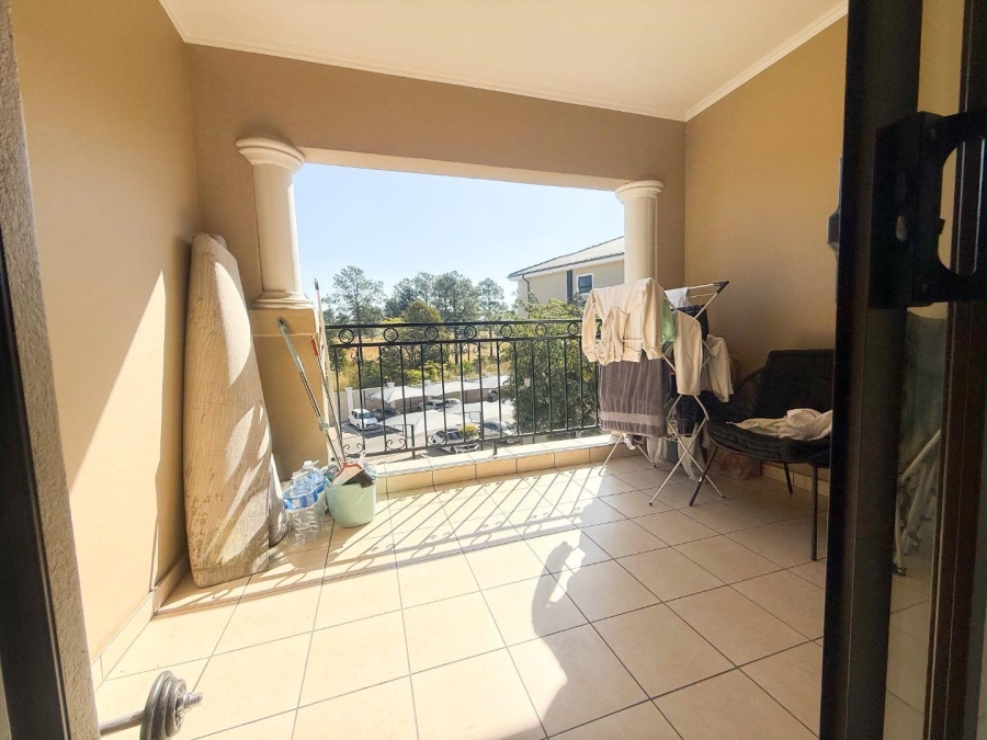 1 Bedroom Property for Sale in Blue Hills Gauteng
