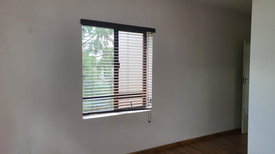 To Let 2 Bedroom Property for Rent in Jackal Creek Golf Estate Gauteng