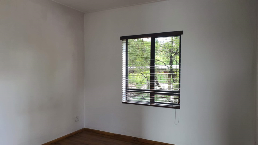 To Let 2 Bedroom Property for Rent in Jackal Creek Golf Estate Gauteng