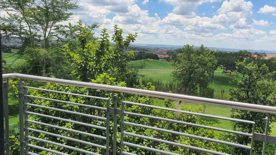 To Let 2 Bedroom Property for Rent in Jackal Creek Golf Estate Gauteng