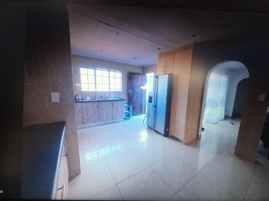 4 Bedroom Property for Sale in The Reeds Gauteng