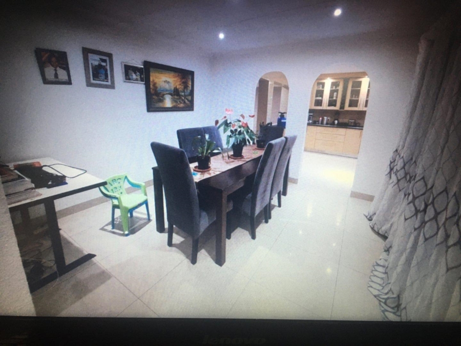 4 Bedroom Property for Sale in The Reeds Gauteng