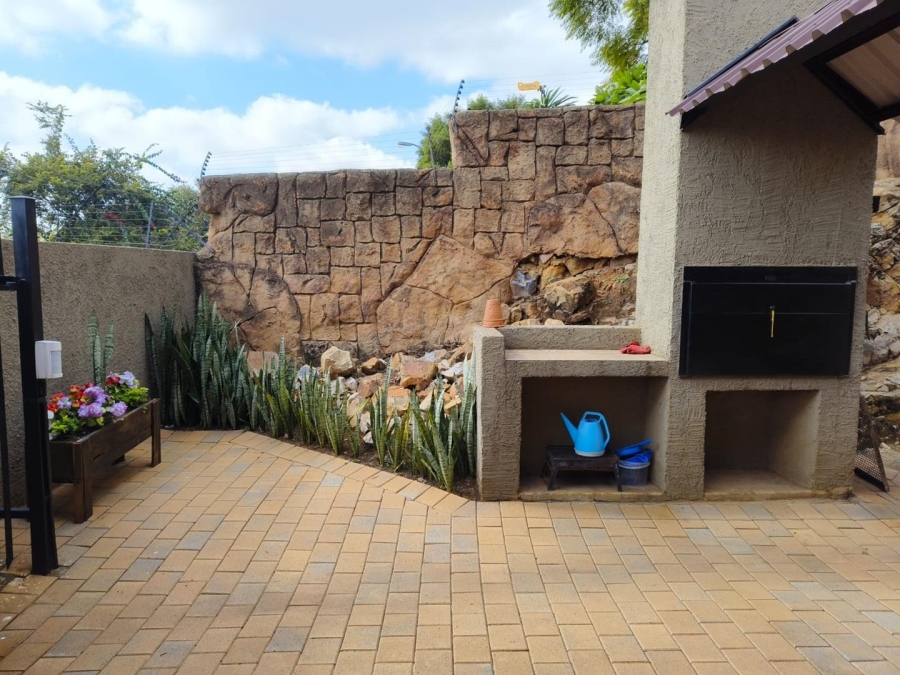 3 Bedroom Property for Sale in Silverton Gauteng