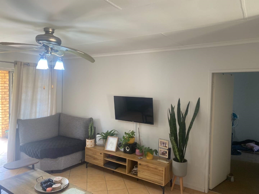 2 Bedroom Property for Sale in Moreleta Park Gauteng