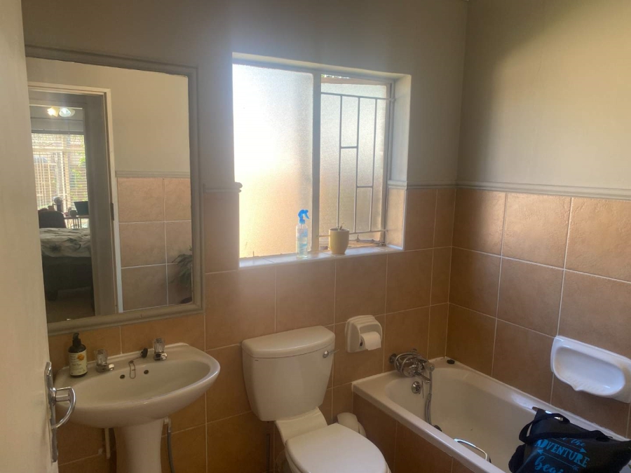 2 Bedroom Property for Sale in Moreleta Park Gauteng