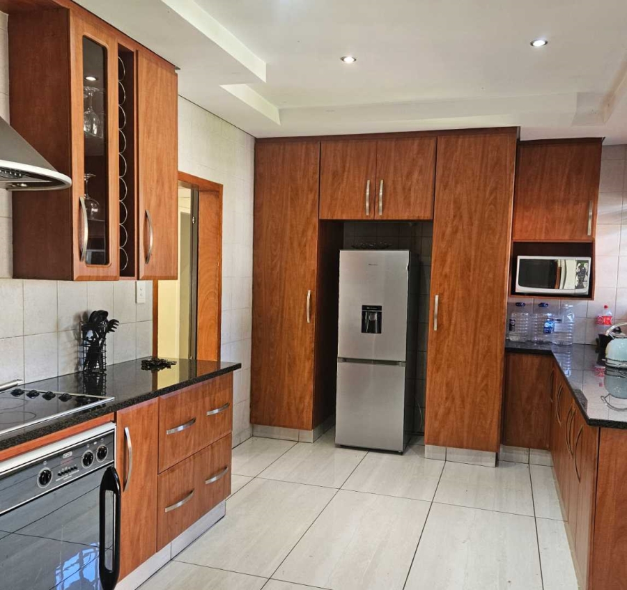 3 Bedroom Property for Sale in Verwoerdpark Gauteng