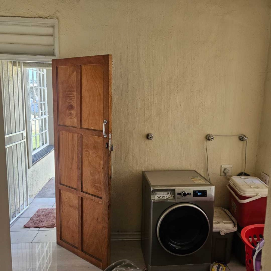 3 Bedroom Property for Sale in Verwoerdpark Gauteng