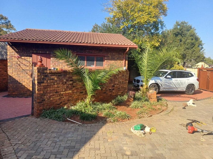 3 Bedroom Property for Sale in Mayberry Park Gauteng