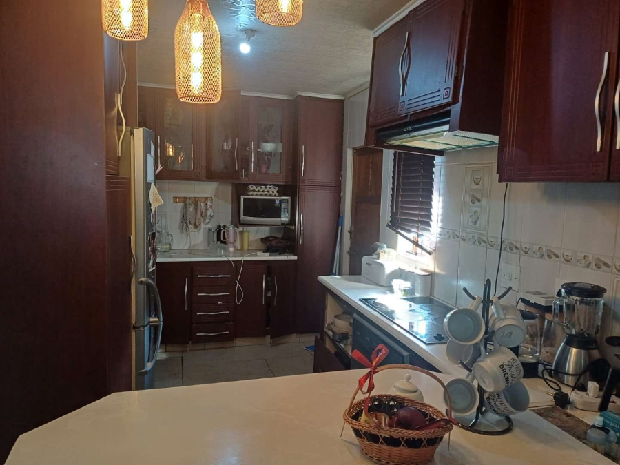 3 Bedroom Property for Sale in Mayberry Park Gauteng