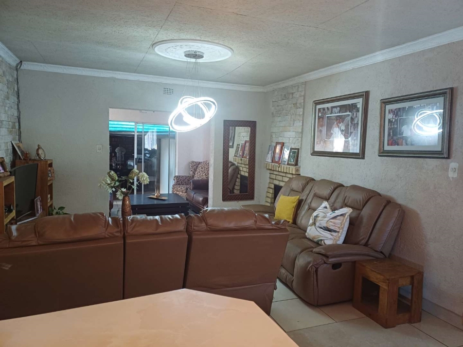 3 Bedroom Property for Sale in Mayberry Park Gauteng