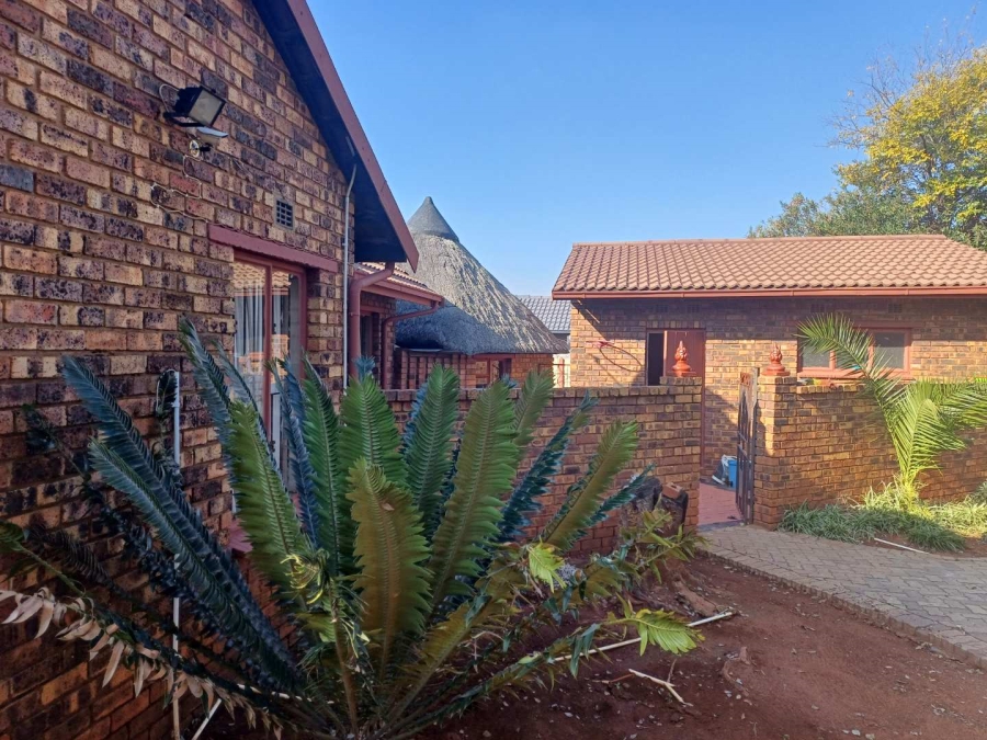 3 Bedroom Property for Sale in Mayberry Park Gauteng