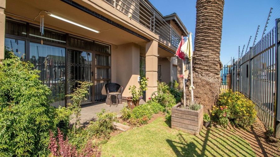 5 Bedroom Property for Sale in Actonville Gauteng