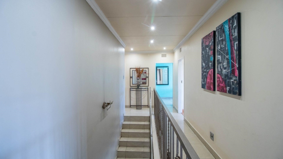 5 Bedroom Property for Sale in Actonville Gauteng