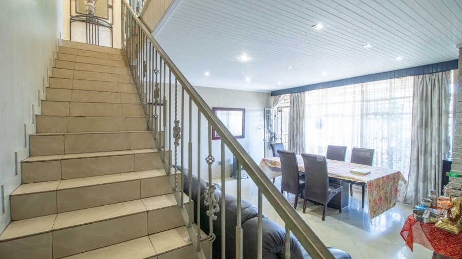 5 Bedroom Property for Sale in Actonville Gauteng