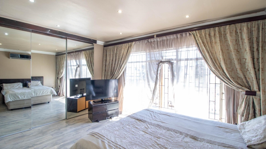 5 Bedroom Property for Sale in Actonville Gauteng