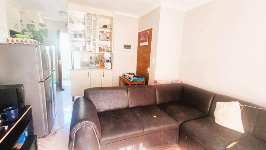 3 Bedroom Property for Sale in Clayville Gauteng