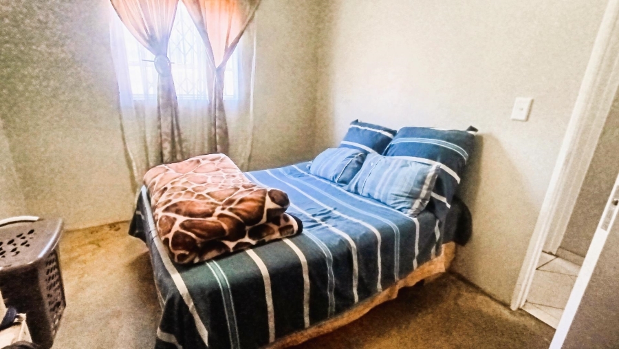3 Bedroom Property for Sale in Clayville Gauteng