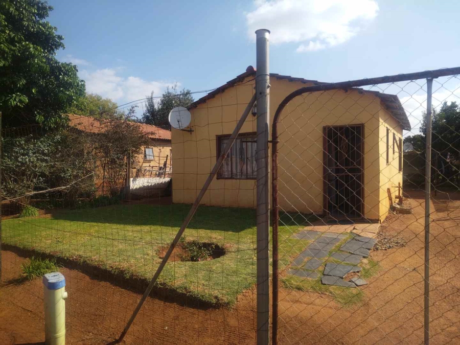 2 Bedroom Property for Sale in Soshanguve Gauteng
