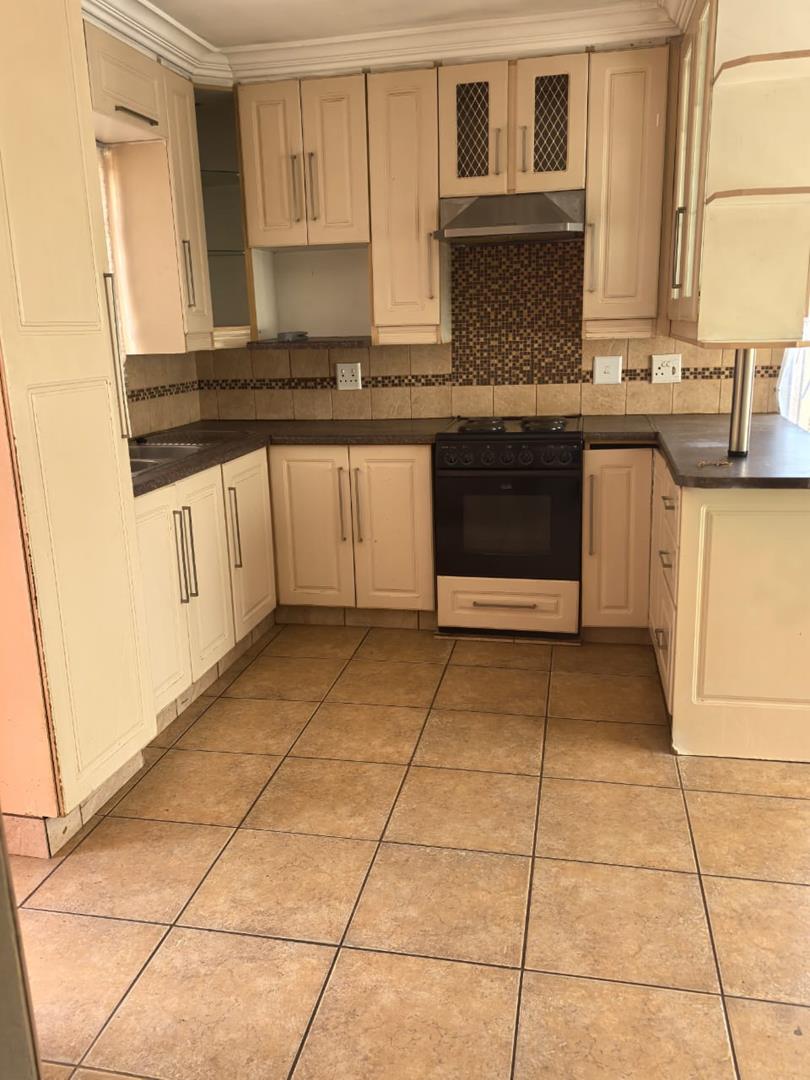 To Let 3 Bedroom Property for Rent in Soshanguve VV Gauteng
