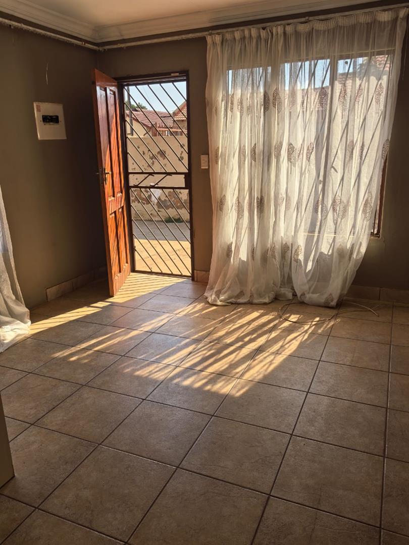 To Let 3 Bedroom Property for Rent in Soshanguve VV Gauteng