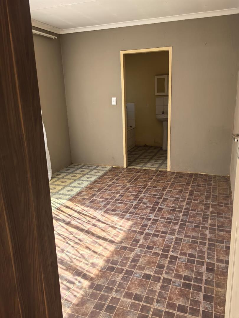 To Let 3 Bedroom Property for Rent in Soshanguve VV Gauteng