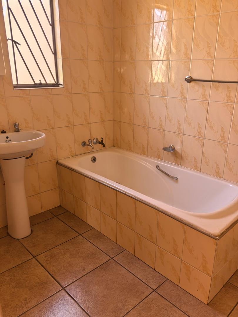 To Let 3 Bedroom Property for Rent in Soshanguve VV Gauteng