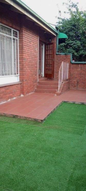 2 Bedroom Property for Sale in La Montagne Gauteng