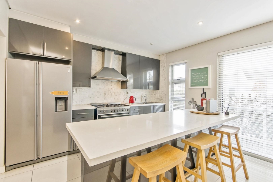 To Let 3 Bedroom Property for Rent in Bryanston Gauteng