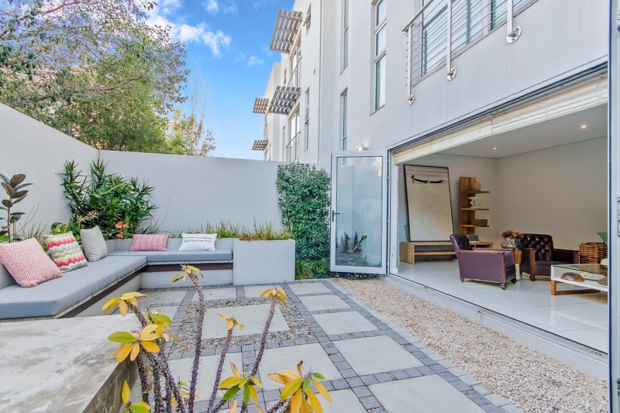 To Let 3 Bedroom Property for Rent in Bryanston Gauteng