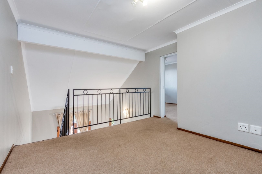 2 Bedroom Property for Sale in Bryanston Ext 4 Gauteng