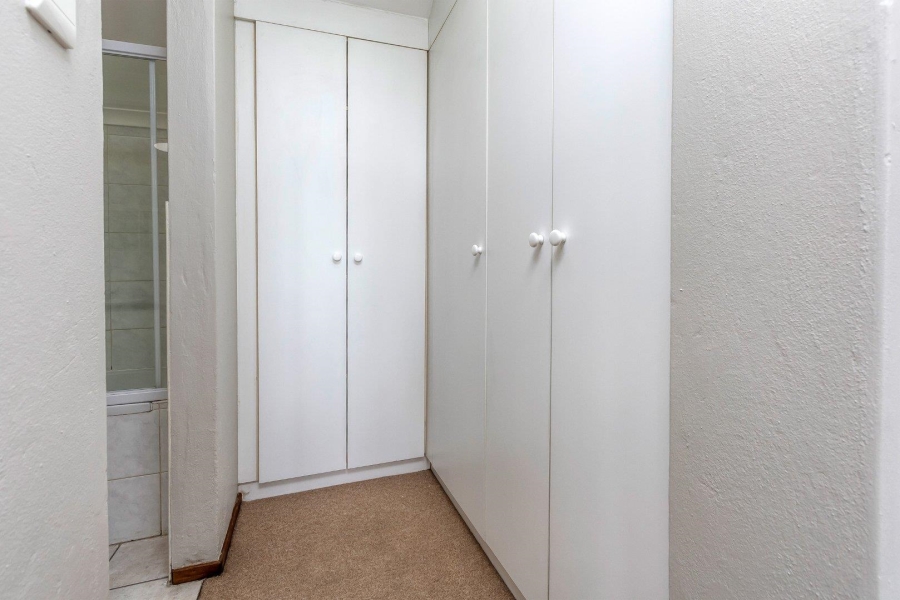 2 Bedroom Property for Sale in Bryanston Ext 4 Gauteng