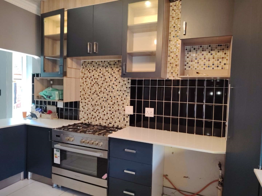 To Let 3 Bedroom Property for Rent in Garsfontein Gauteng