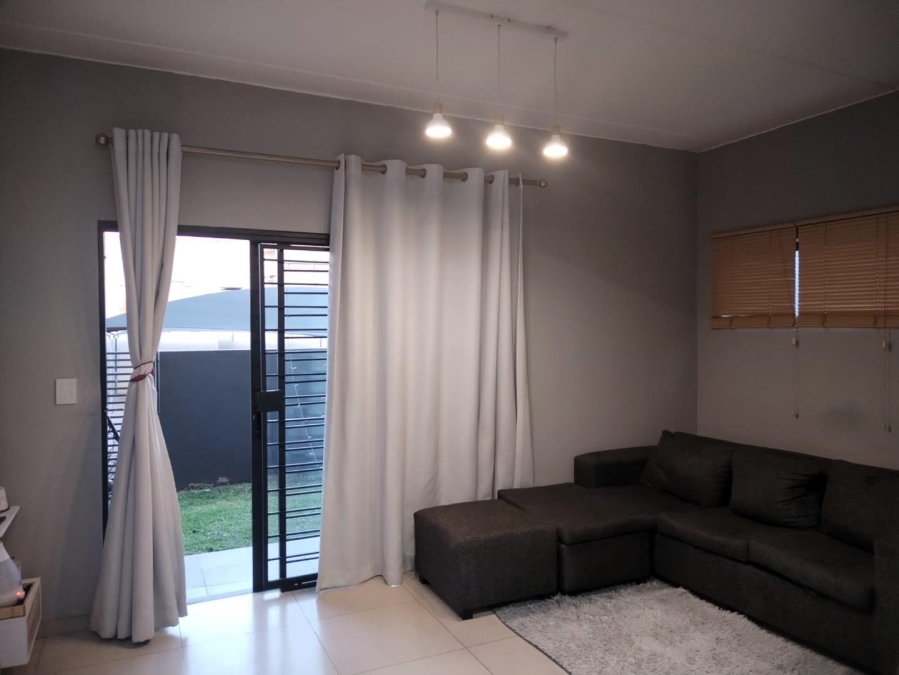 1 Bedroom Property for Sale in North Riding Gauteng