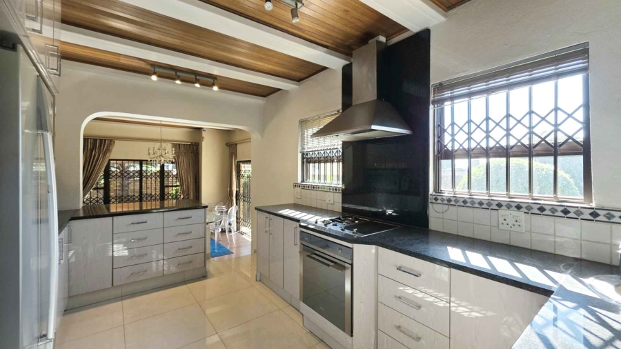 To Let 4 Bedroom Property for Rent in Strathavon Gauteng