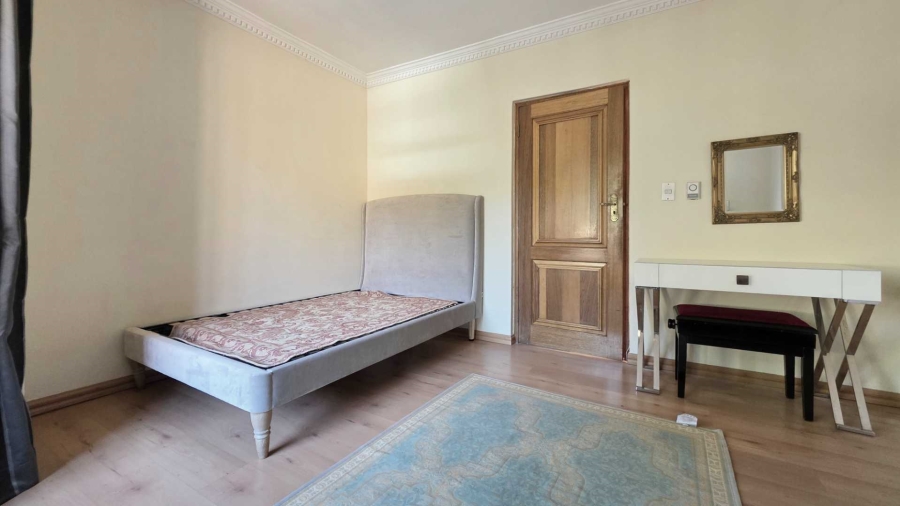 To Let 4 Bedroom Property for Rent in Strathavon Gauteng