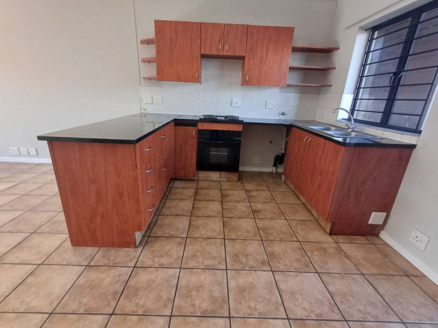 To Let 1 Bedroom Property for Rent in Darrenwood Gauteng