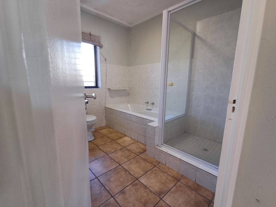 To Let 1 Bedroom Property for Rent in Darrenwood Gauteng