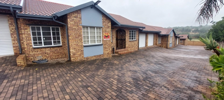 To Let 2 Bedroom Property for Rent in Glenvista Gauteng