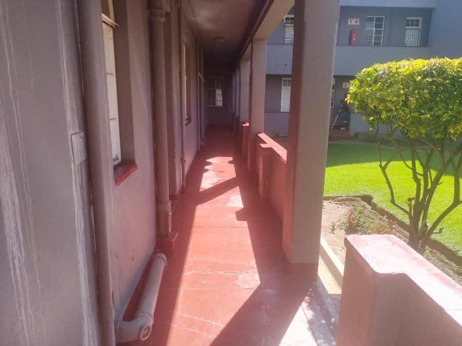 1 Bedroom Property for Sale in Benoni Central Gauteng