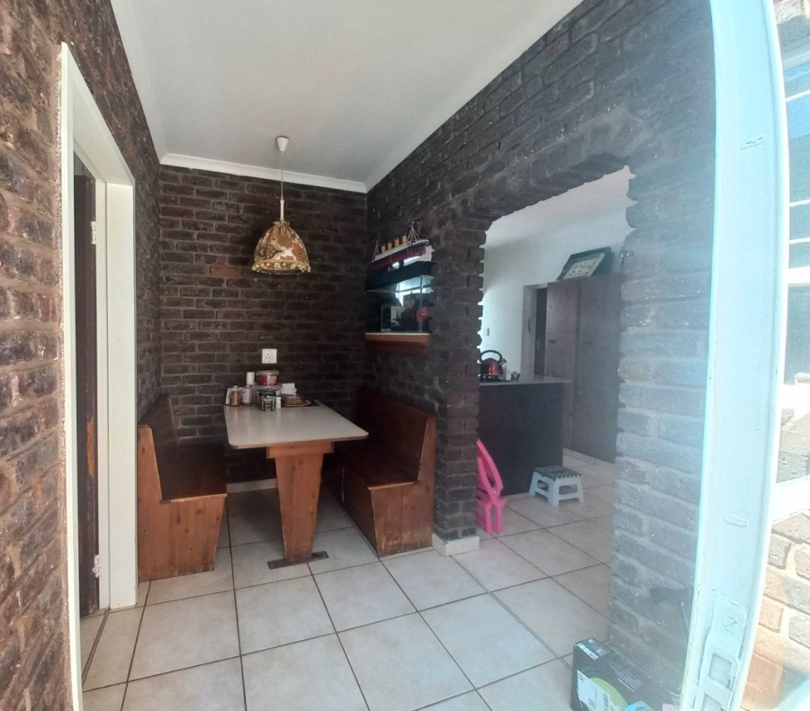 3 Bedroom Property for Sale in Ravenswood Gauteng