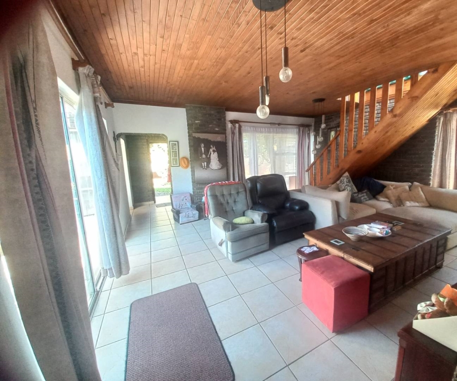 3 Bedroom Property for Sale in Ravenswood Gauteng