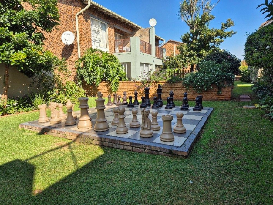 2 Bedroom Property for Sale in Ravenswood Gauteng