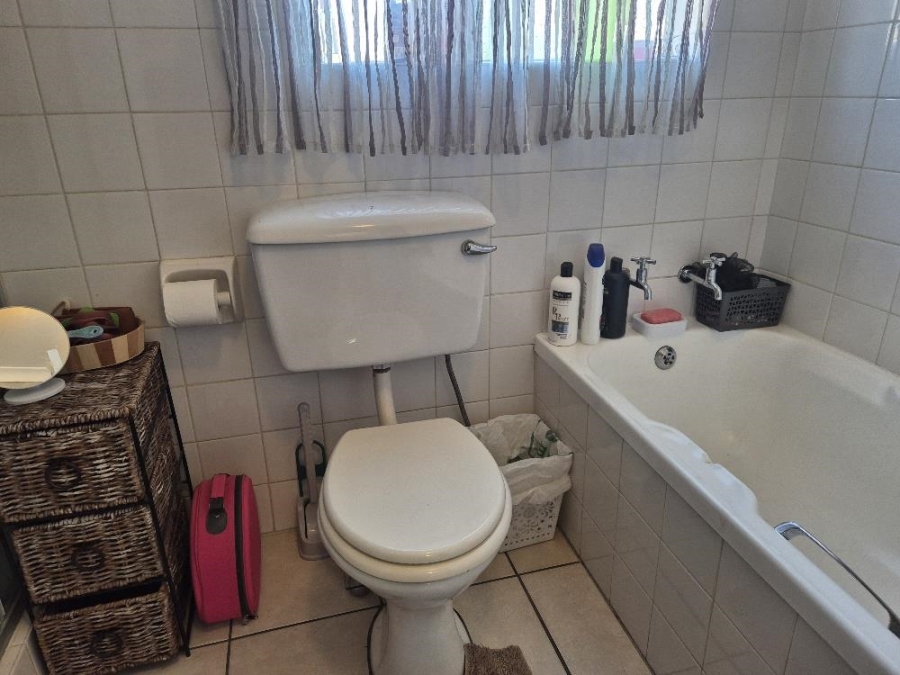 2 Bedroom Property for Sale in Ravenswood Gauteng