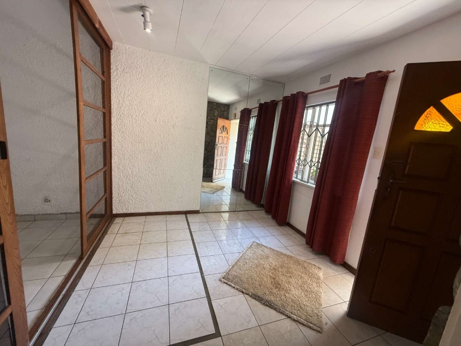To Let 3 Bedroom Property for Rent in Florida Park Gauteng