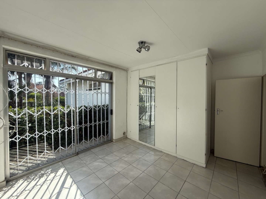 To Let 3 Bedroom Property for Rent in Florida Park Gauteng