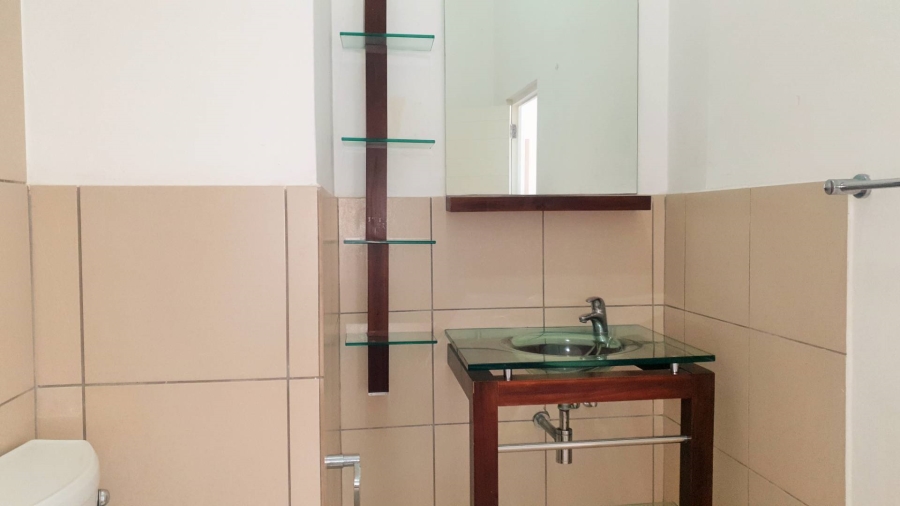 To Let 1 Bedroom Property for Rent in Jackal Creek Golf Estate Gauteng