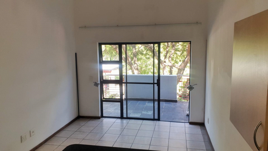 To Let 1 Bedroom Property for Rent in Jackal Creek Golf Estate Gauteng